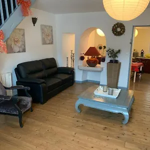 Triplex Meublé Hyper Centre St Céré 3 120 M2 8 Pers Max Appartement