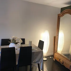 Duplex Meublé Hyper Centre St Cere 4 Pers + Lit Bb. Wifi. Appartement